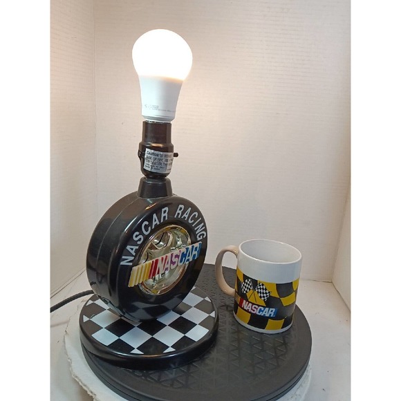 VINTAGE 1998 NASCAR Racing Lamp Tire Desk Lamp, and NASCAR Mug. No Lamp Shade - Picture 7 of 16
